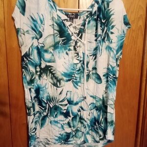 Chaps Women's Tropical Print Top - Blue and Green